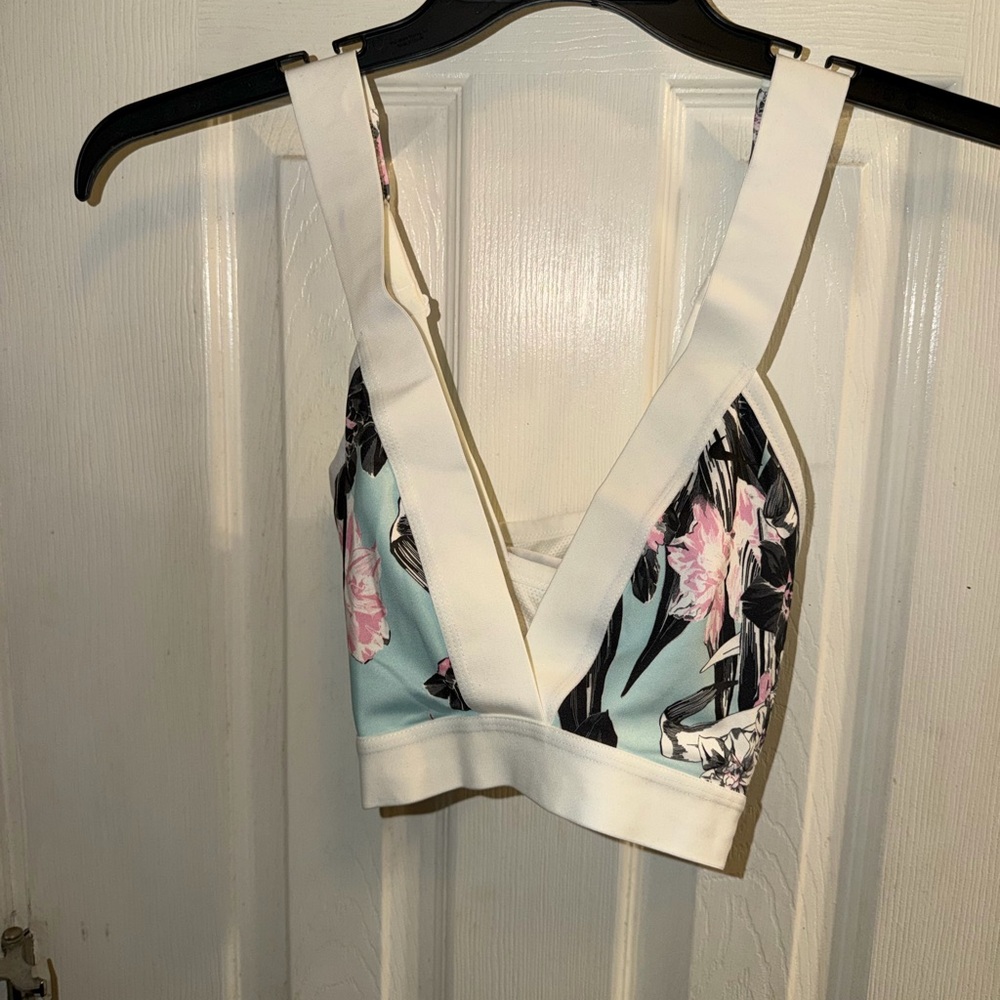 Nike Floral Sports Bra - White and Pink